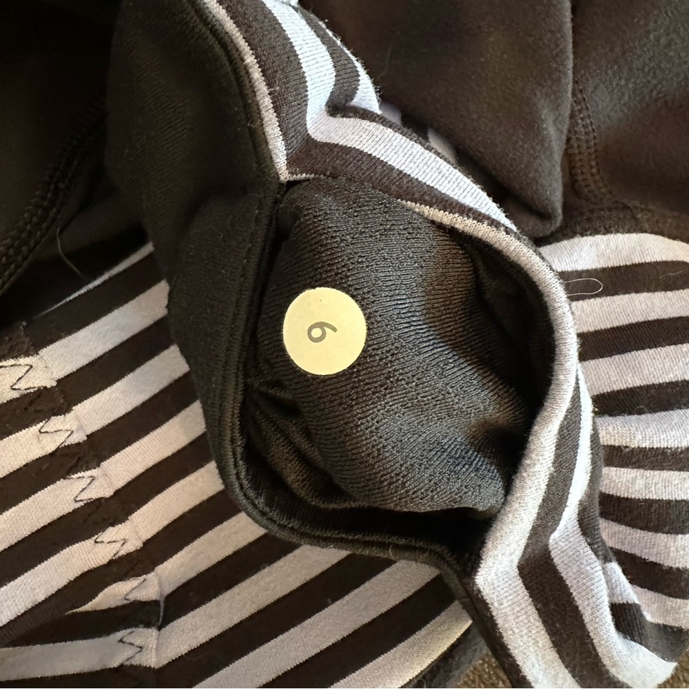Lululemon Runder Under Pant size 6 - Picture 12 of 13